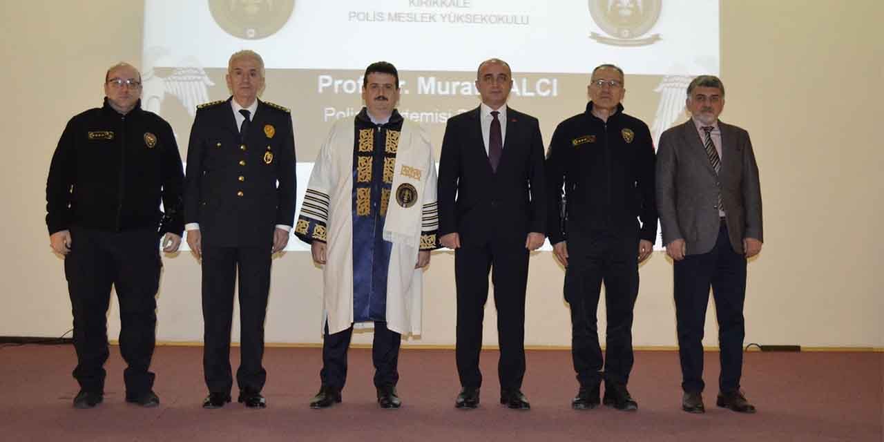 polis-akademisi-baskani-balci-pmyo-ogrencileriyle-bir-araya-geldi2.jpg